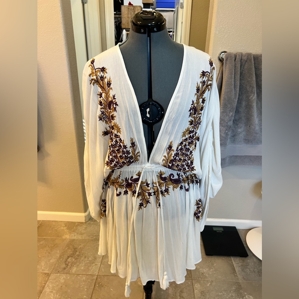Free People, white embroidered coverup/beach dress, Size: L